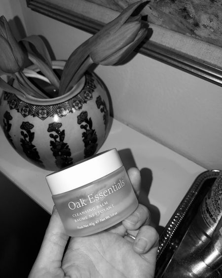 Tonight’s at-home facial includes one of my favorite cleansing balms #oakessentials 

#LTKfindsunder100 #LTKbeauty