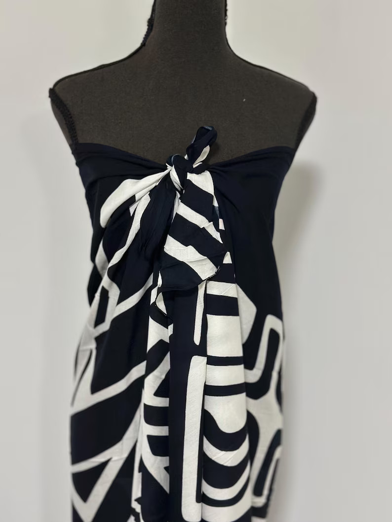 NEW! Rayon Black with White Kona Manta Tribal Pareo  / Sarong / Lava lava | Etsy (US)