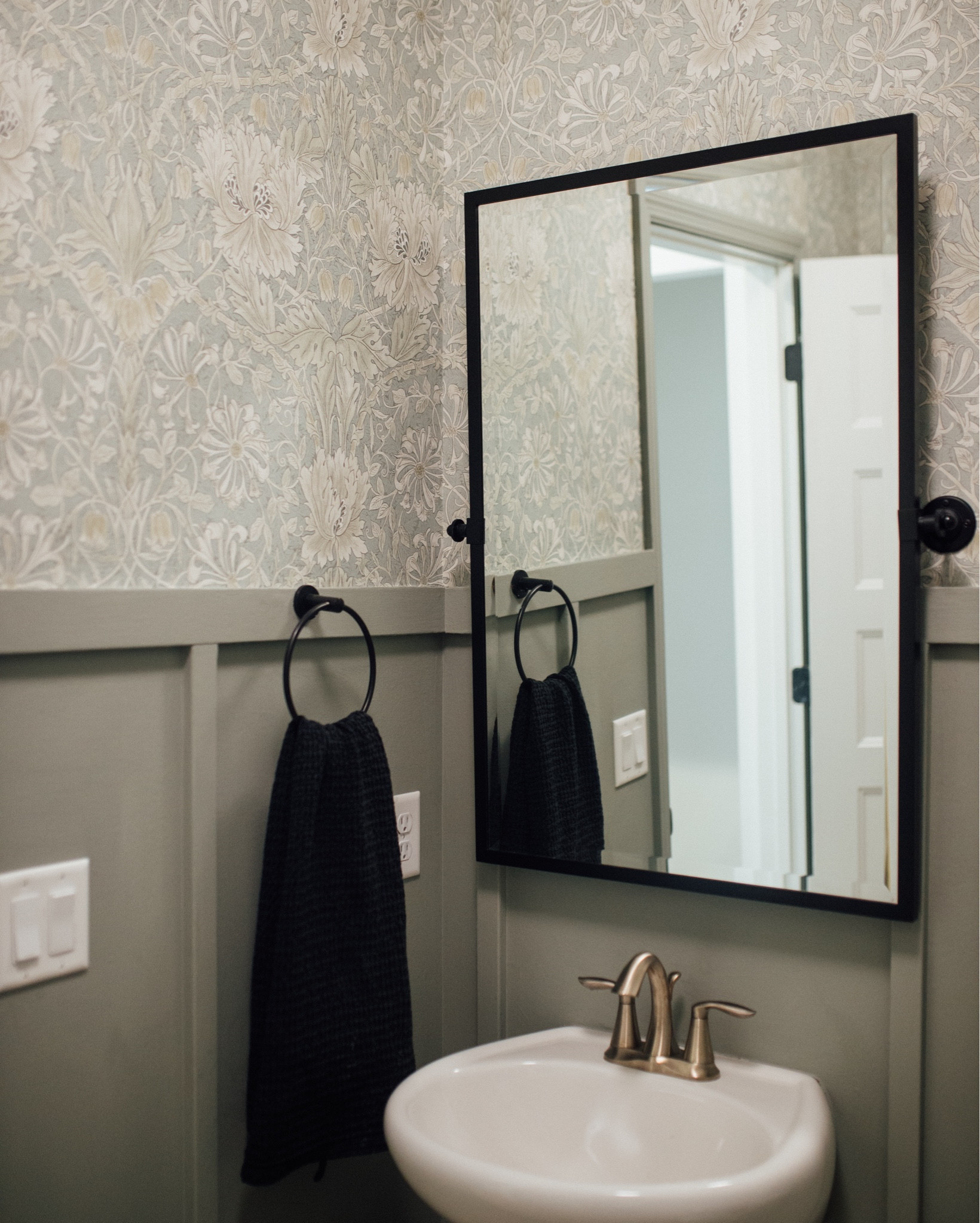 Our favorite wallpaper 🫶🏻