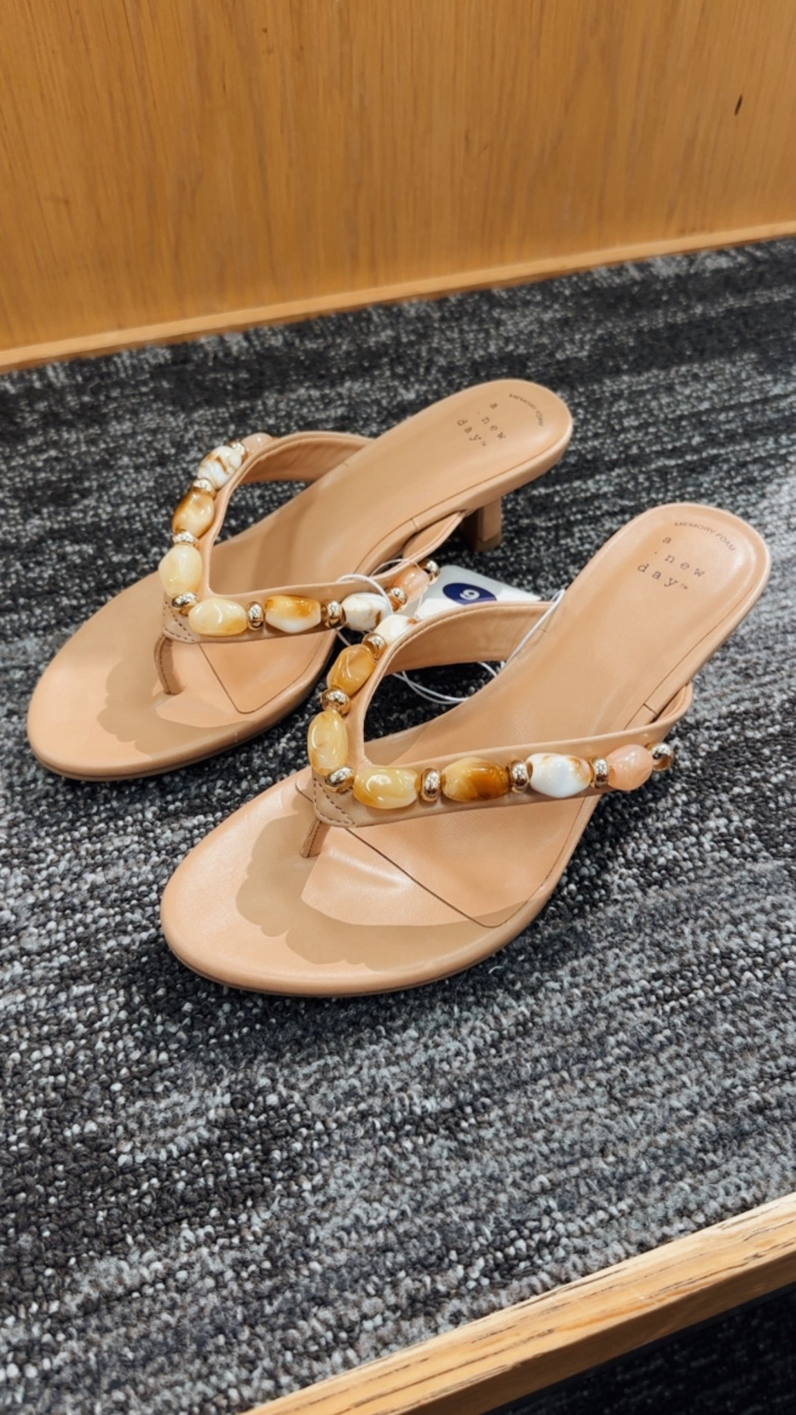 Total designer look for less! 🙌🏻 This style of kitten heel is trending for summer!


#LTKootd #LTKOver40 #LTKMothersDay