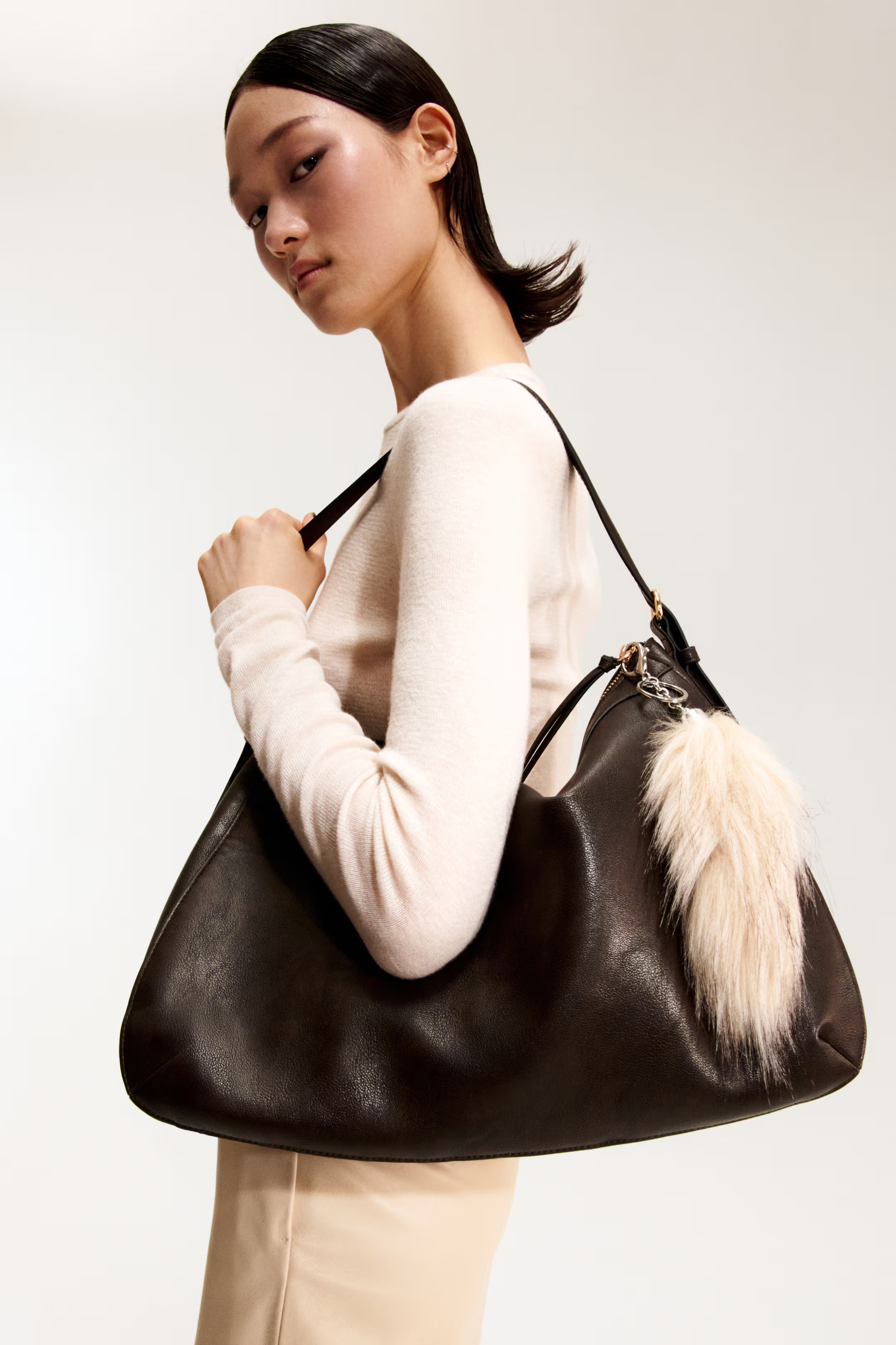 Shoulder bag | H&M (UK, MY, IN, SG, PH, TW, HK)