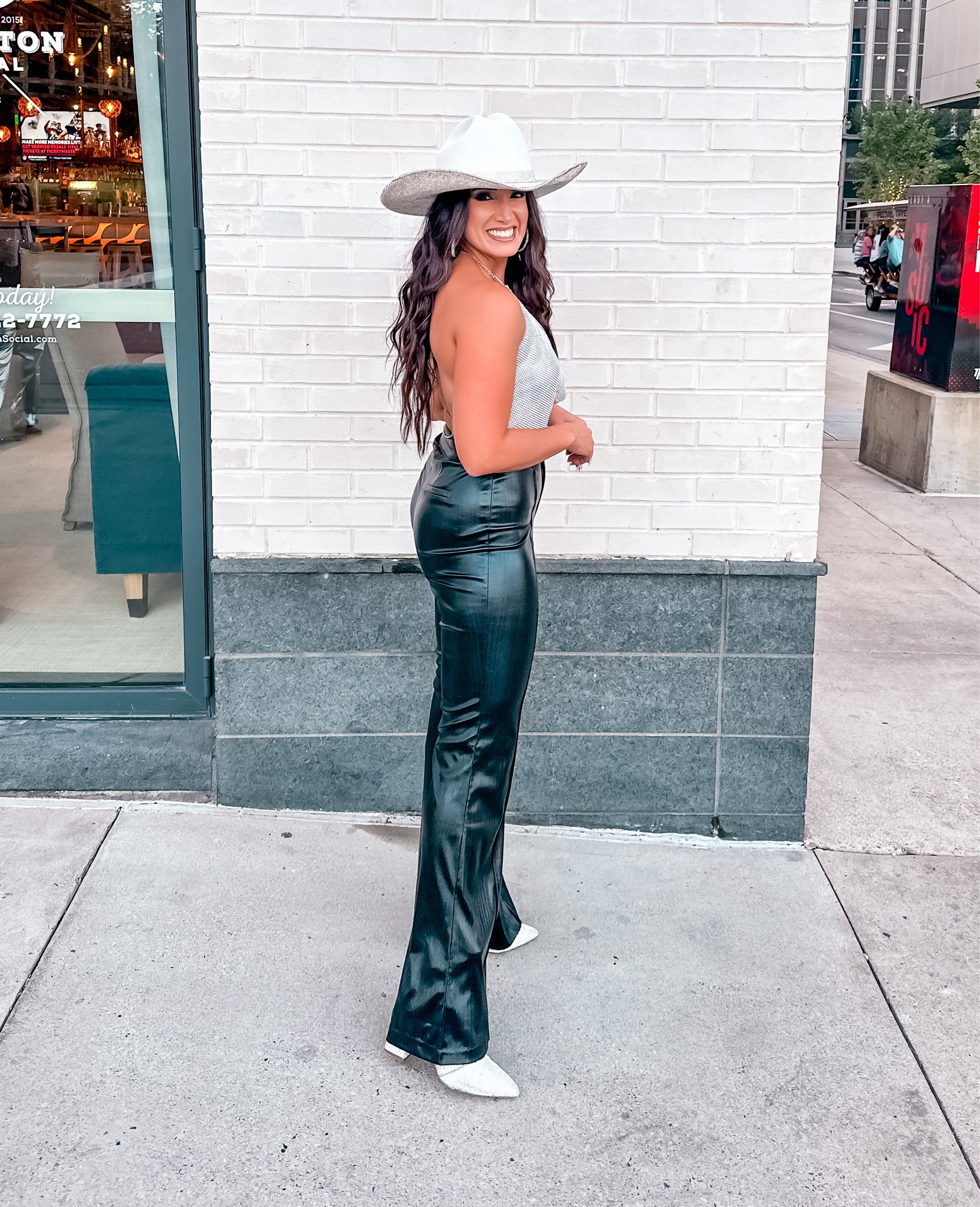 Nashville outfit inspo! 

#LTKfindsunder100 #LTKstyletip #LTKfindsunder50