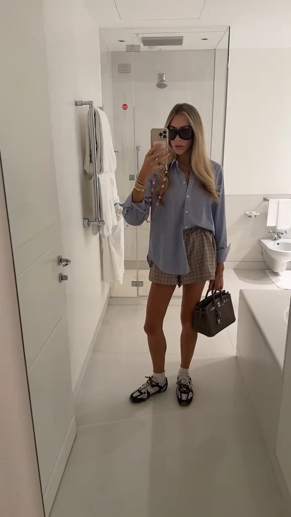 ciaoooo milano 

 #LTKStyleTip #LTKShoeCrush #LTKItBag