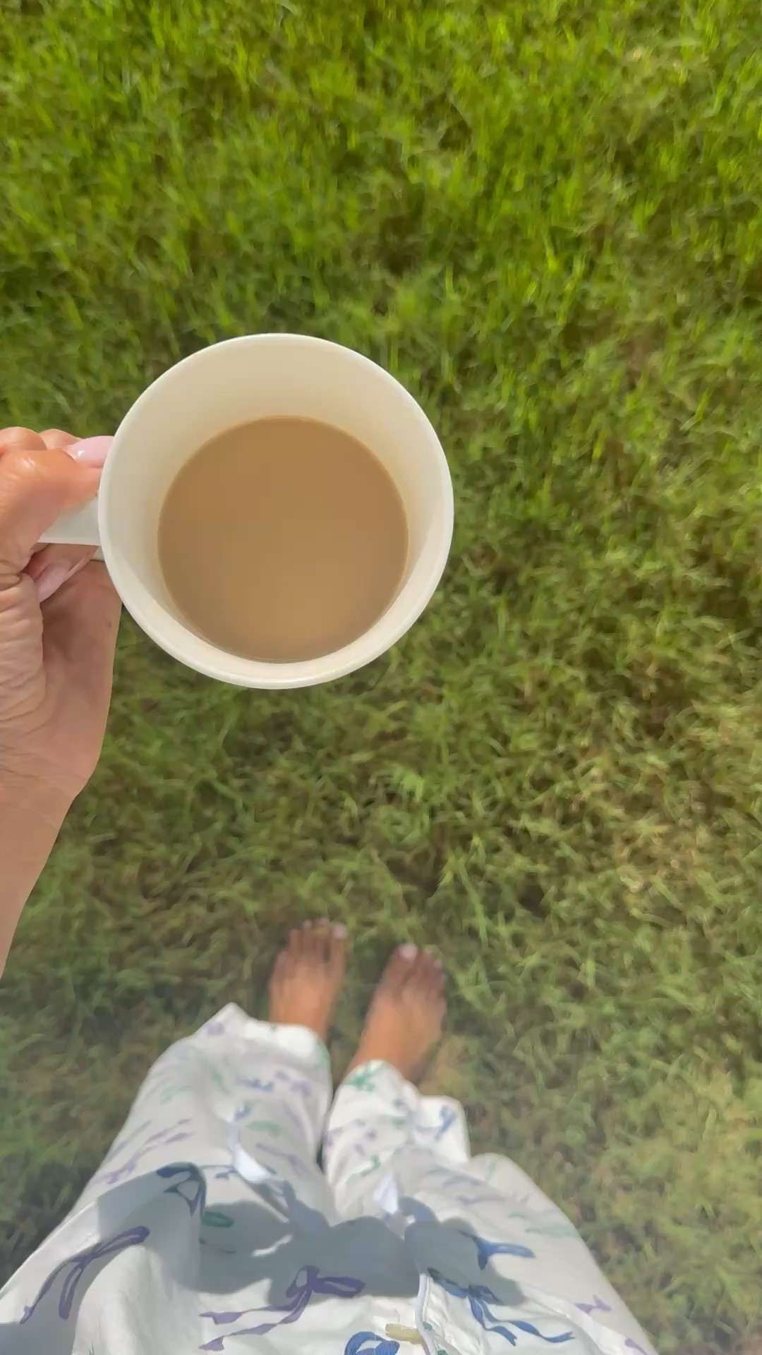 Slow mornings in the summer 🤍

#LTKdayinmylife #LTKmomlife #LTKmorningroutine