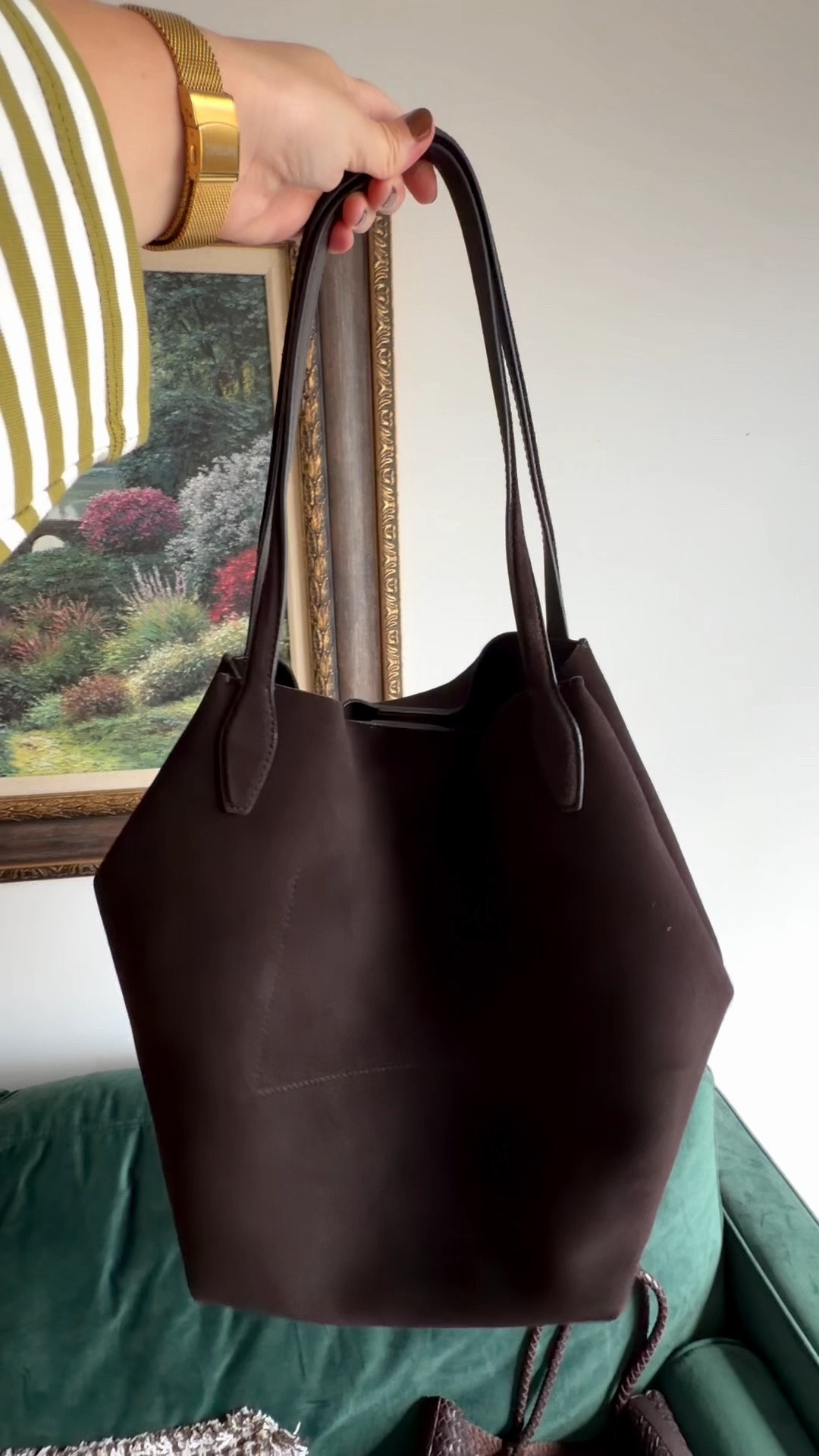 Madewell is 20% off when you clip the coupon code! 

Madewell sale, Madewell tote, tote bag, fall accessories, back to school, work tote

#LTKootd #LTKSaleAlert #LTKSeasonal