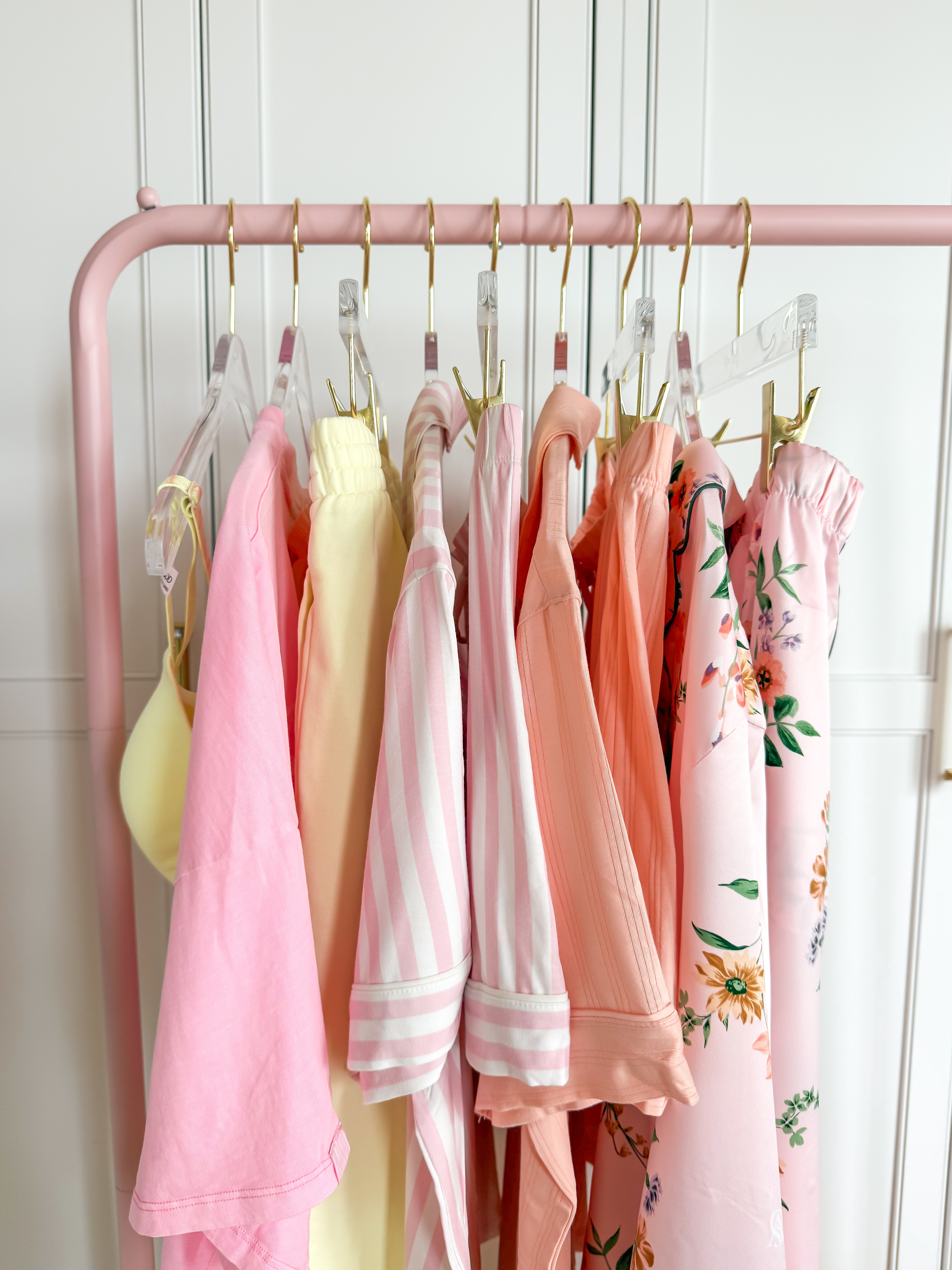 The prettiest spring lineup @victoriassecret #VSPartner  

 