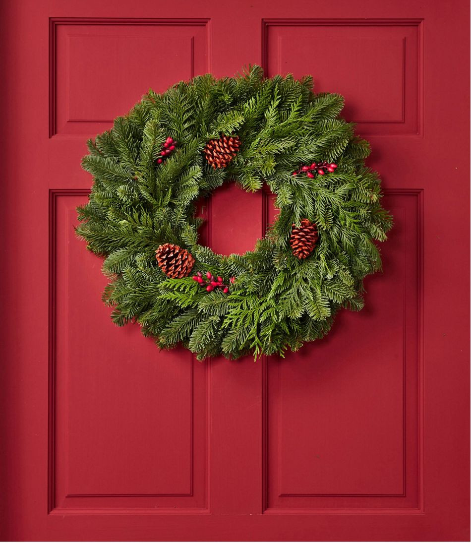 Woodland Berry Wreath, 20" | L.L. Bean