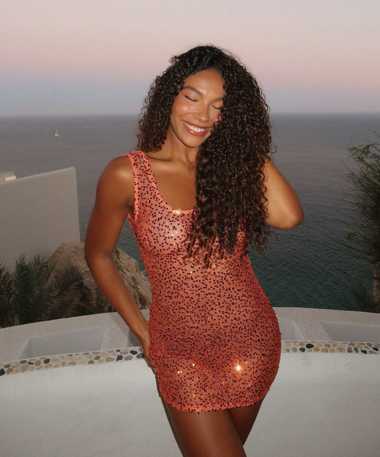 Is somebody gonna match my freak? (play mermaids at the beach + then dress up for dinner)