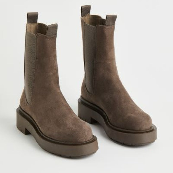Beige Chelsea Boots | Poshmark