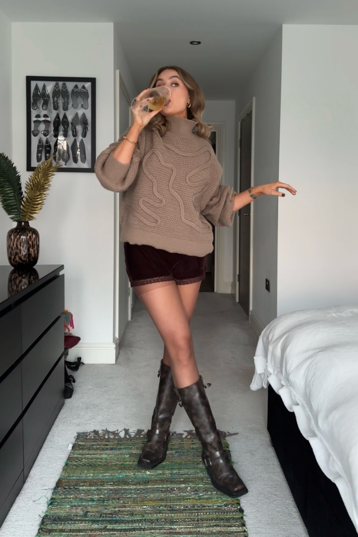 asos Christmas Day outfits 

knitwear 
Knee high boots
Brown tights 
Micro shorts 

#LTKpartywear #LTKuk #LTKstyletip