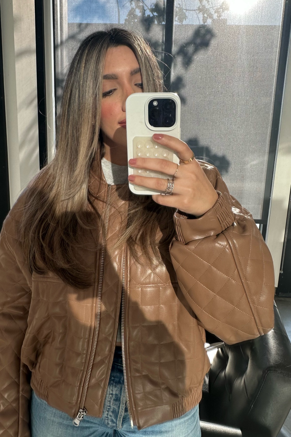 This jacket has been on repeat all of fall. It’s Lux, faux leather and the cutest quilted bomber jacket 🧥 


#LTKHoliday #LTKGiftGuide #LTKstyletip