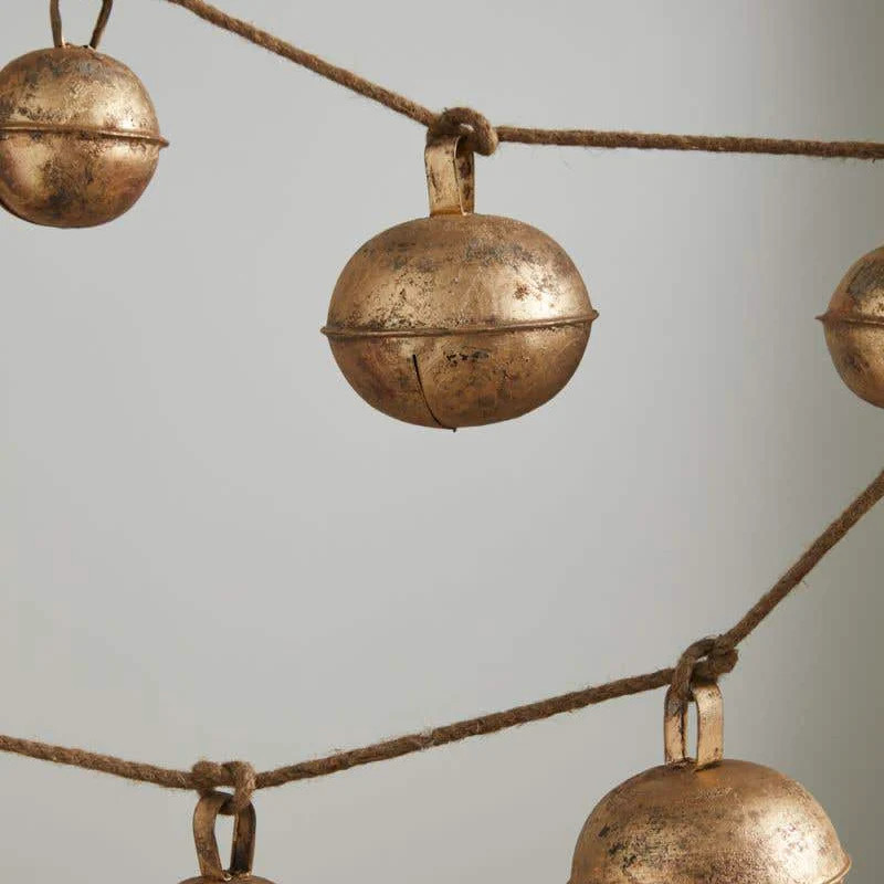 Grandeur Sleigh Bell Garland | Paynes Gray Inc