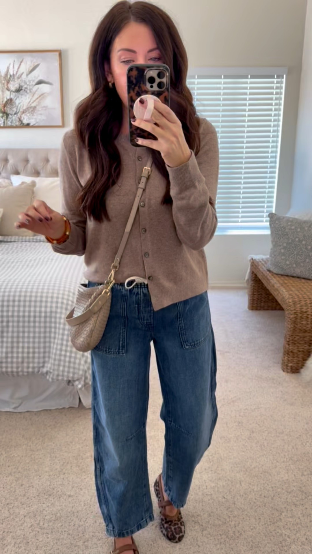Pull on barrel jeans from gap factory, restocked, and on sale !! These do run big I would suggest sizing down. I’m wearing an extra small. These are as comfortable as sweats, but so cute and I have lived in my Light washed ones.
• Old Navy cardigan-large
• Amazon flats-run true to size