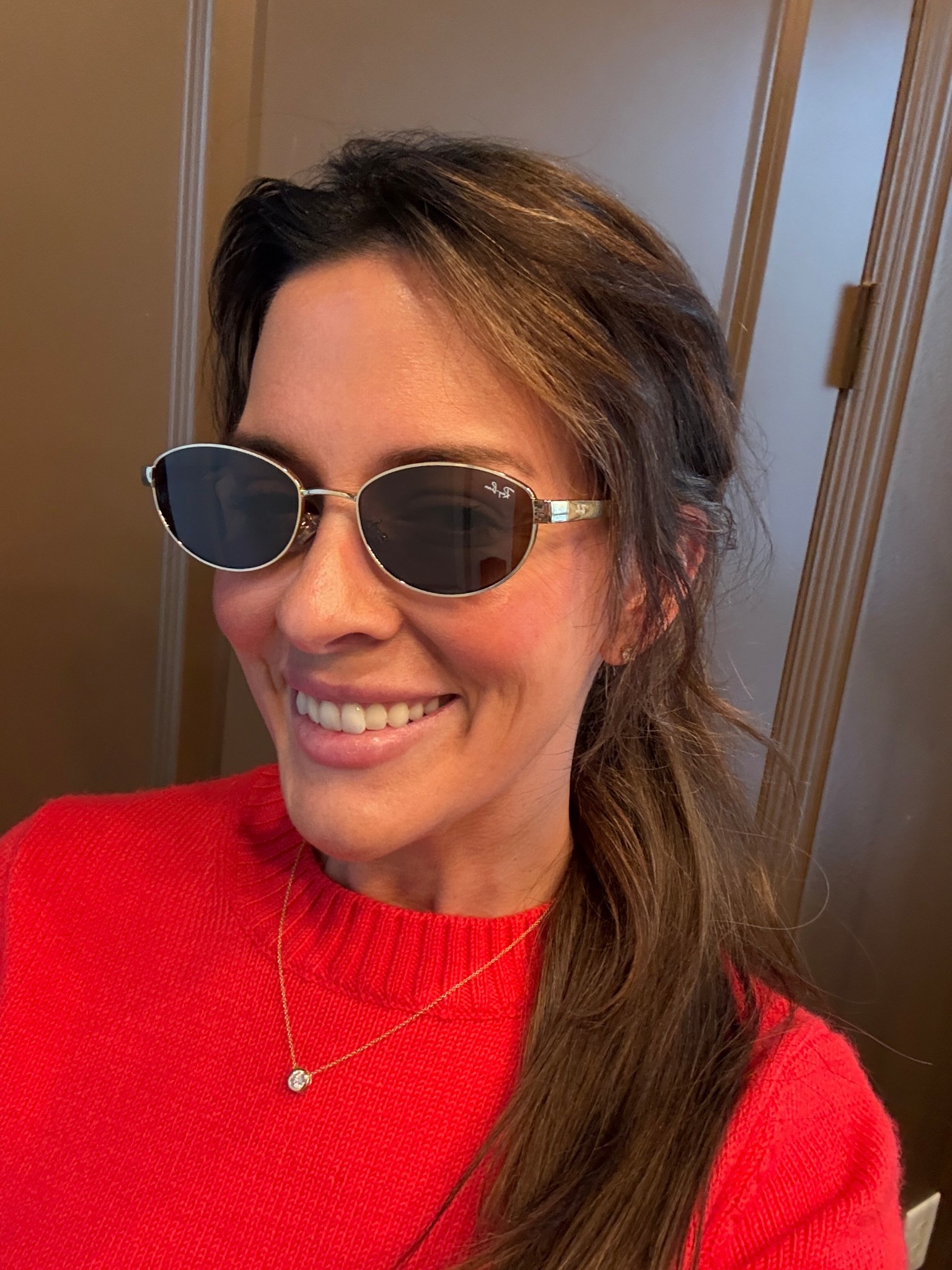 Love these oval sunglasses! Got them for vacation. 🤎

#LTKgrwm #LTKNYFW #LTKootd