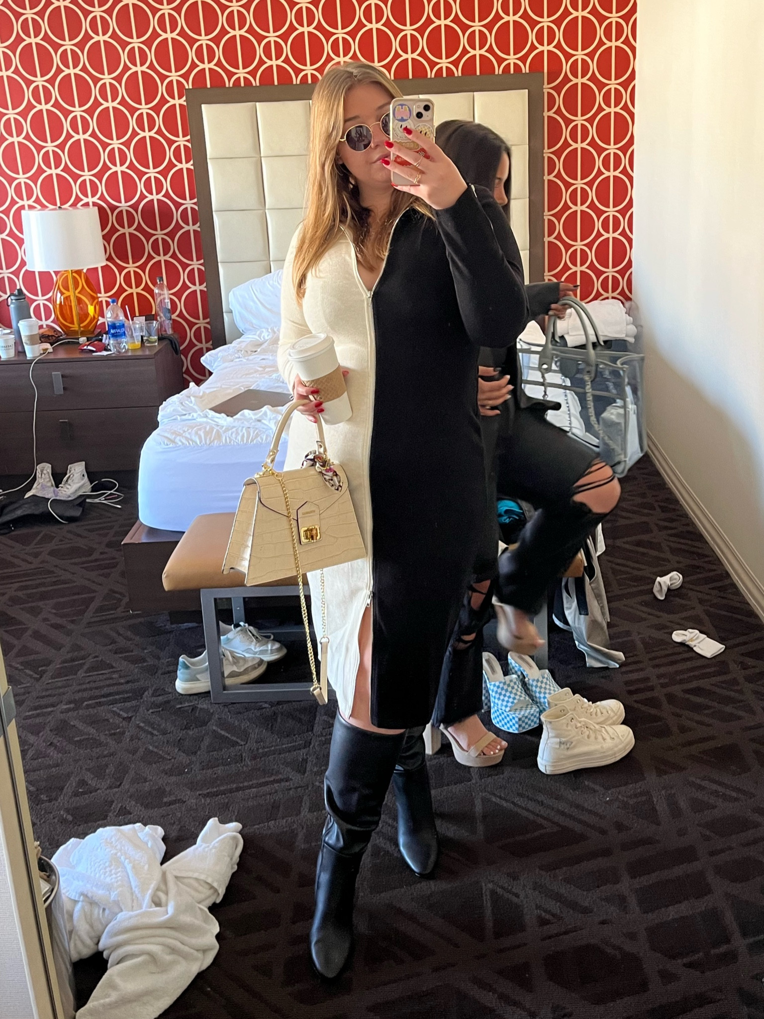 Ignore the mess focus on the dress 

#LTKmidsize #LTKworkwear #LTKstyletip