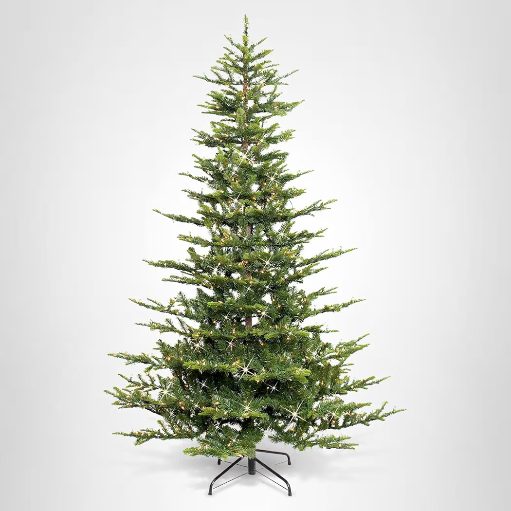 Puleo International 7.5ft Pre-Lit Aspen Fir Artificial Christmas Tree with 700 Clear Lights, 1319... | Amazon (US)