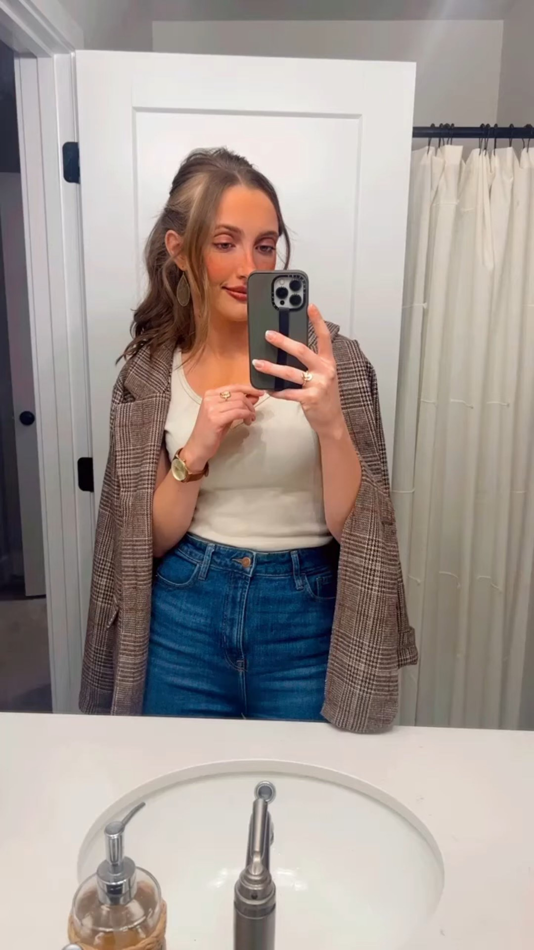 Easy fall date night outfit idea! 

#LTKFindsUnder50 #LTKTall #LTKSeasonal