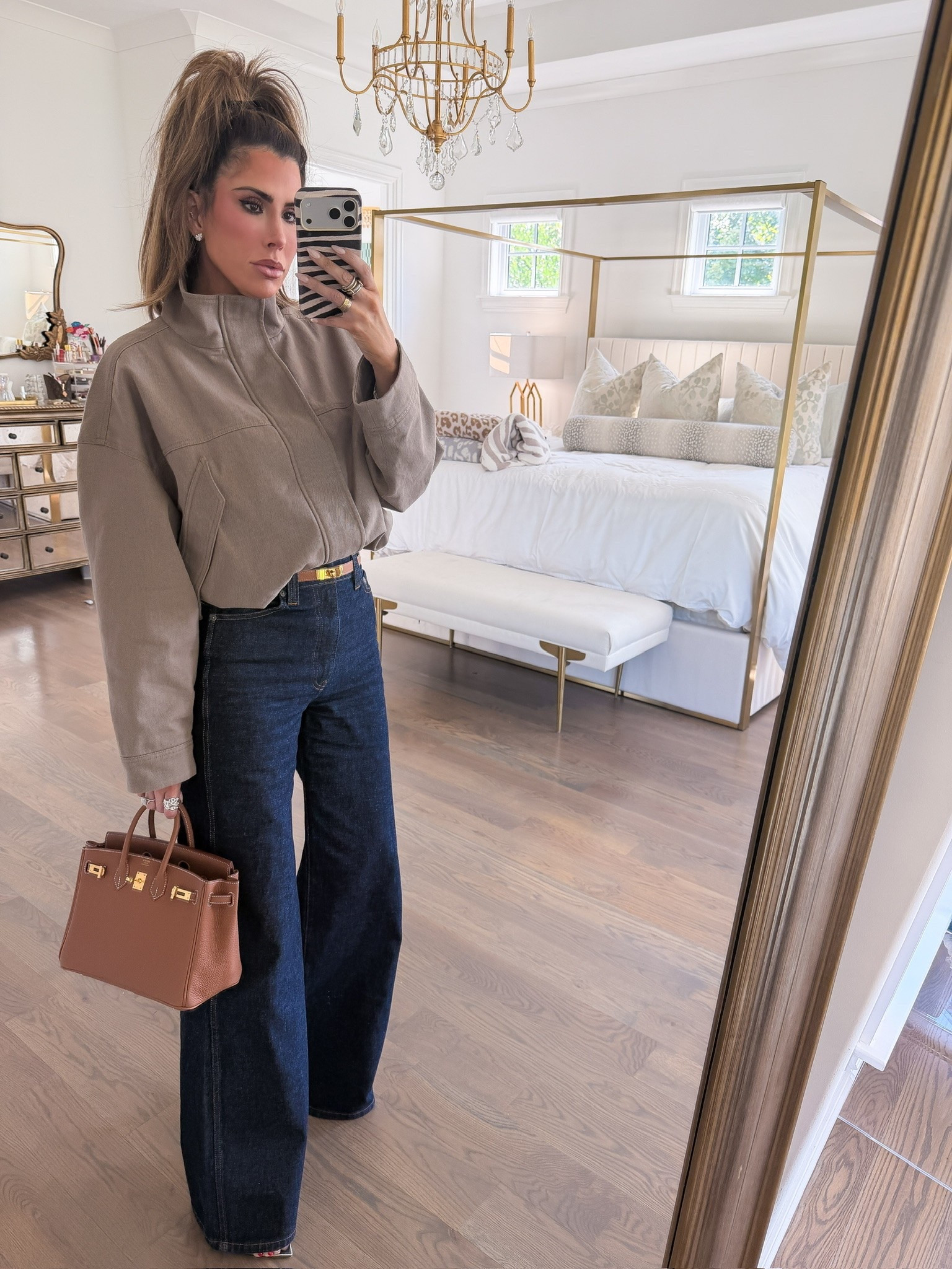 I think this might be one of my favorite bombers this season! I’m wearing an XS in the jacket and 26 in jeans! 

Shopbop fashion, Revolve fashion, Amazon fashion, Fall outfits women, Autumn outfits, Fall fashion hauls, Date night outfits, Gemme Beauty, Emily Gemma

#LTKSeasonal #LTKdayinmylife #LTKWorkwear