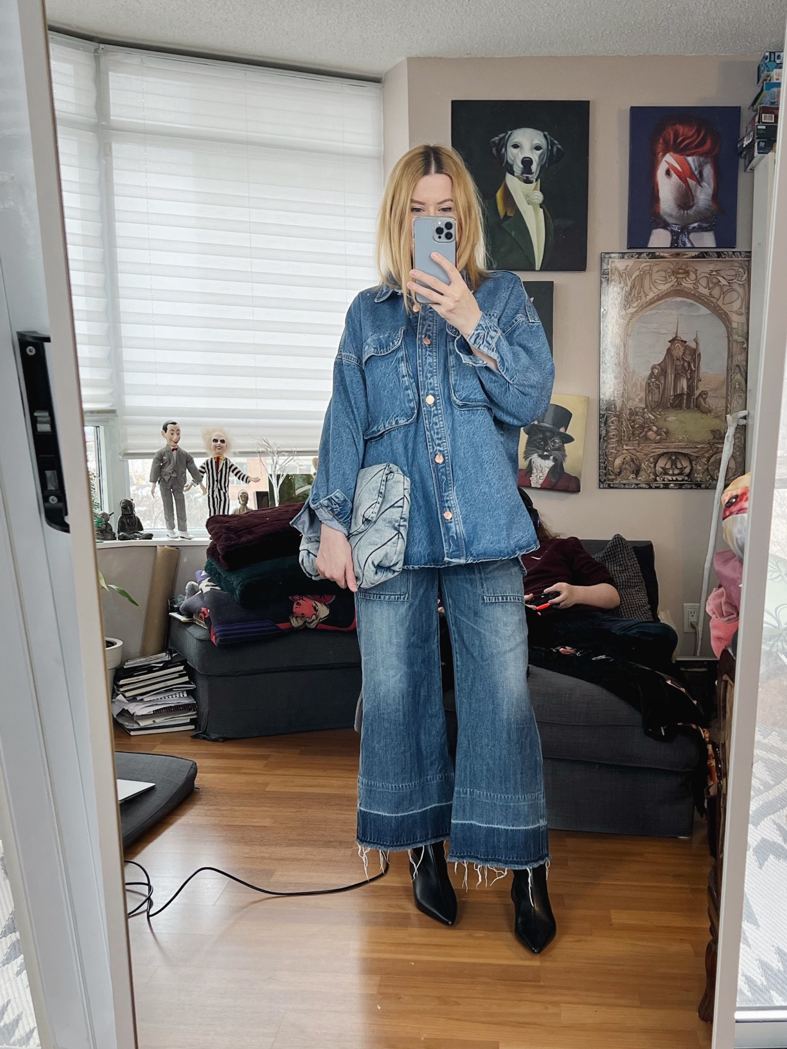 Triple denim?
•
.  #winterLook  #StyleOver40  #doubledenim  #tripledenim #kittenheels #citizensofhumanity  #poshmarkFind #thriftFind #secondhandFind #FashionOver40  #MumStyle #genX #genXStyle #shopSecondhand #genXInfluencer #WhoWhatWearing #genXblogger #secondhandDesigner #Over40Style #40PlusStyle #Stylish40s #styleTip  #HighStreetFashion #StyleIdeas



#LTKSeasonal #LTKFind #LTKstyletip
