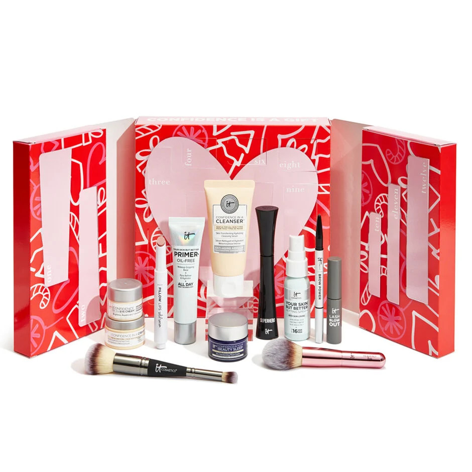 12 Days of Confidence Beauty Advent Calendar ($276 VALUE) | IT Cosmetics (US)