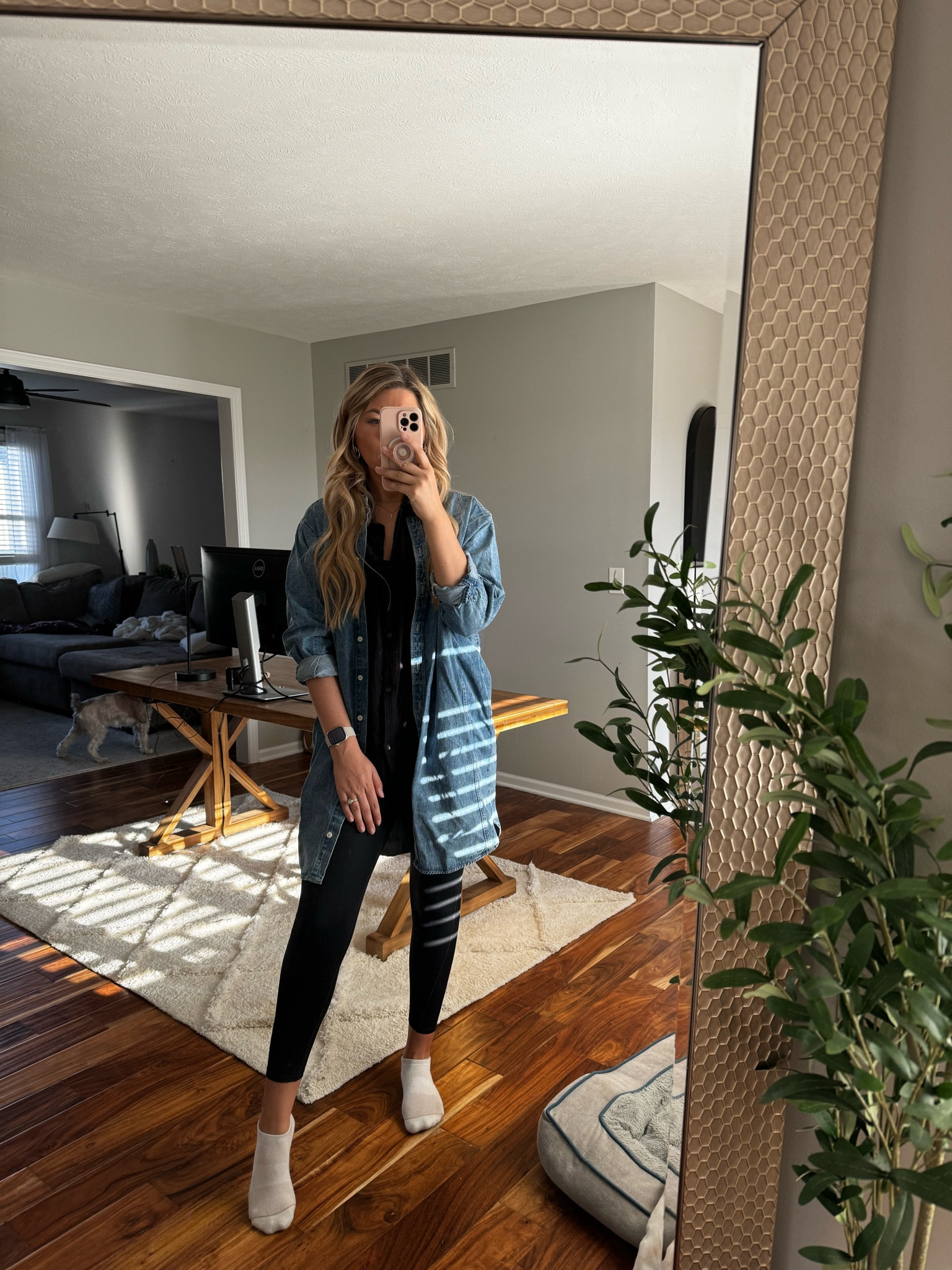 My favorite Jean jacket is an absolute win from target 

#LTKstyletip #LTKfindsunder50 #LTKworkwear