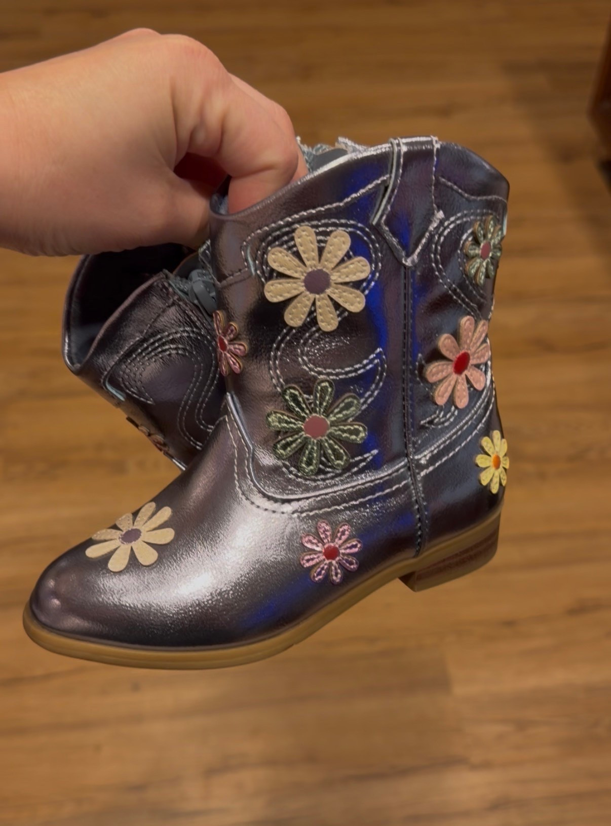 Western girl boots💘