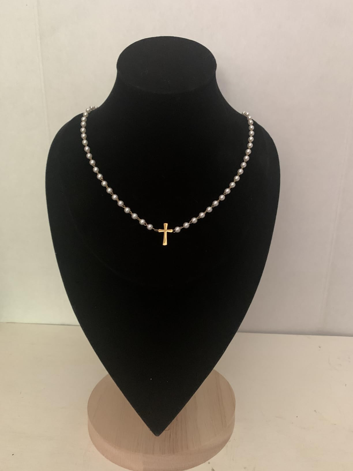 Cross Necklace for Women 18K Gold Plated Cross Pendant Necklace Dainty Sidways Cross Choker Neckl... | Amazon (US)
