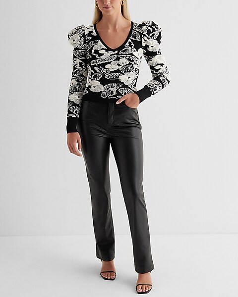 Fitted Floral V-Neck Puff Sleeve Sweater | Express