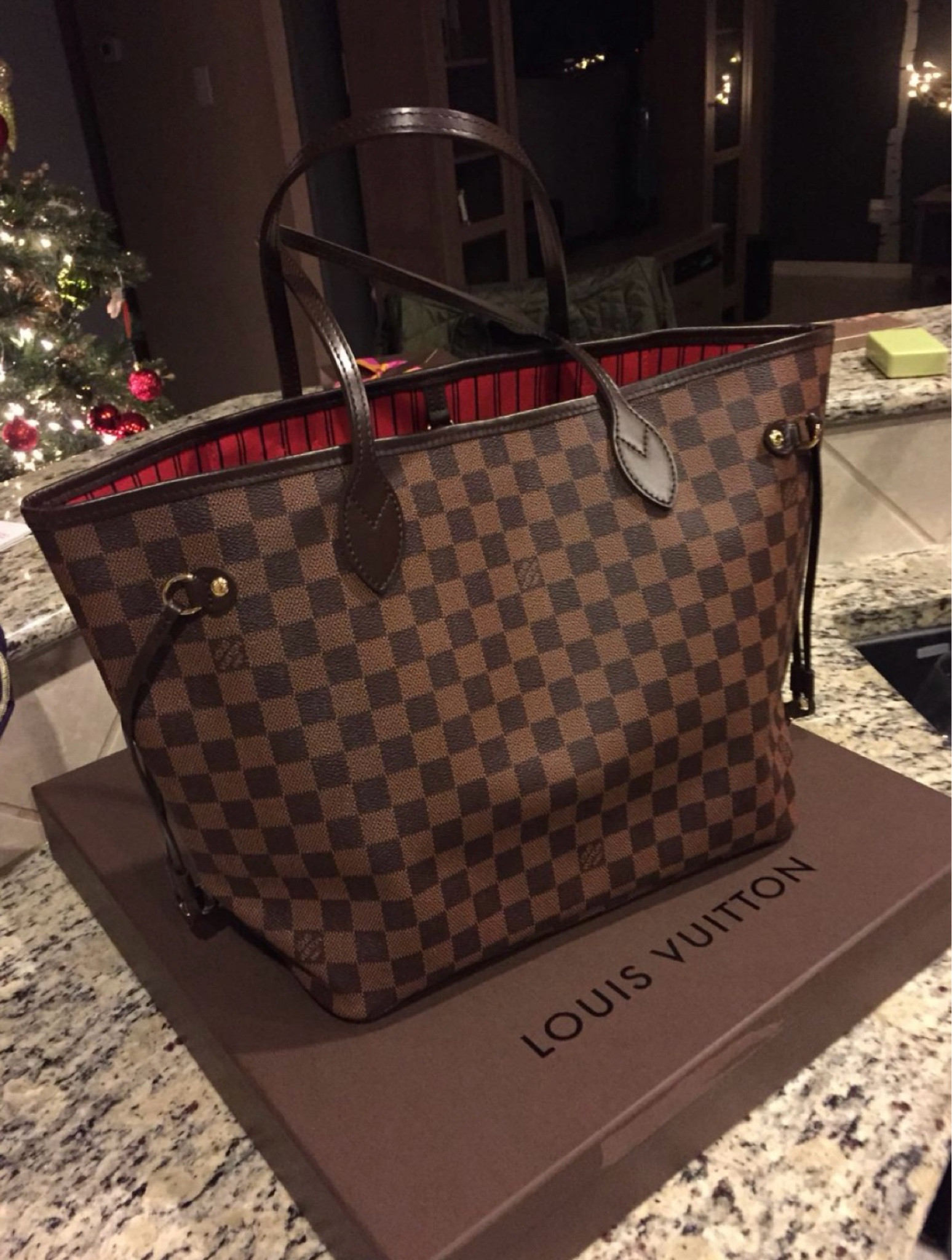 Louis Vuitton tote bag

#LTKluxury #LTKeurope #LTKstyletip