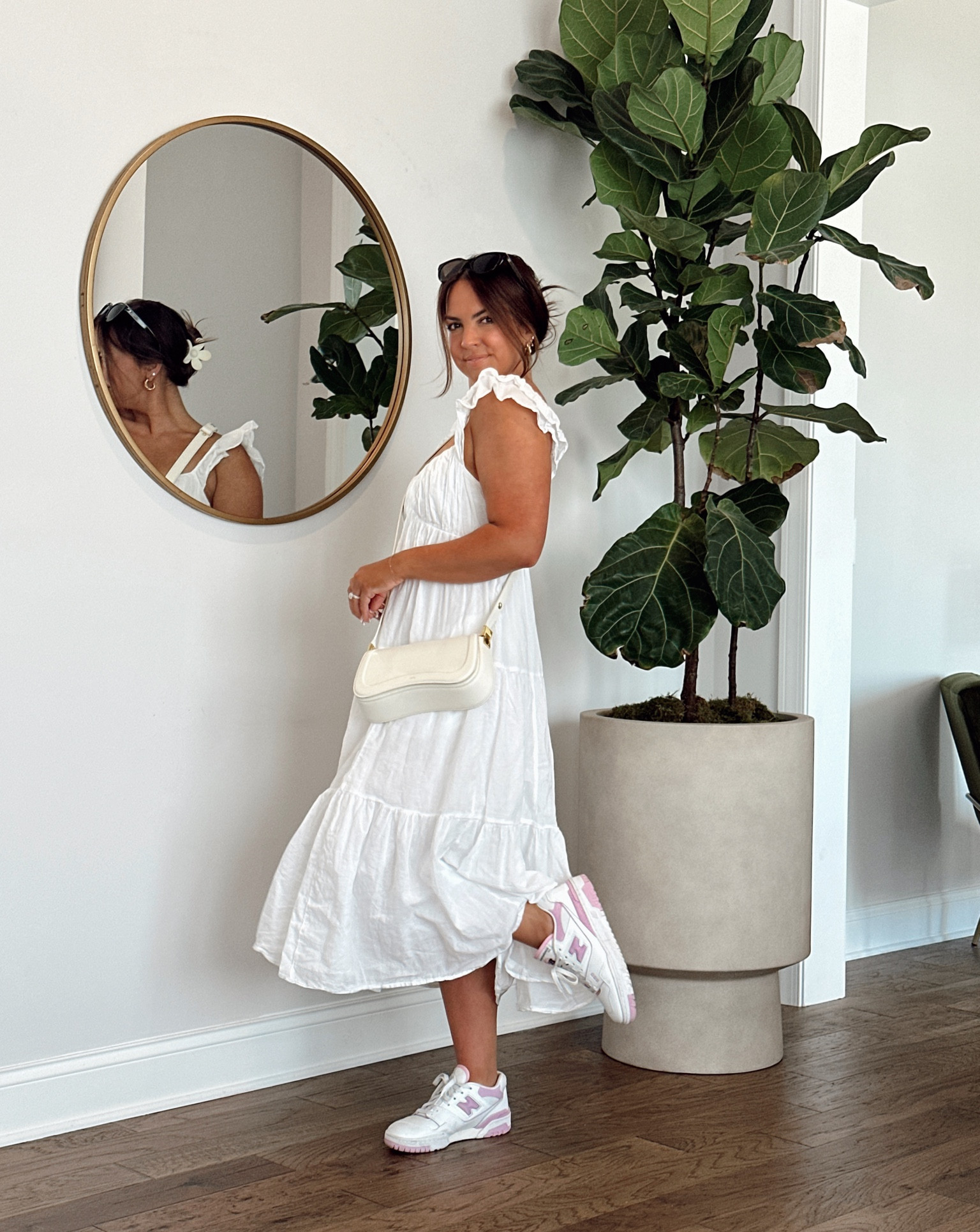 SHOP W/ ME: casual summer dress outfit inspo🌸✨

SIZING: wearing a small, fits true to size, and I’m 5’4

Flowy maxi dresses like this are my GO-TO for summer because they are so so easy to style and throw on! 

Shop on my @shop.ltk in my bio!

#summerstyle #summerdress #maxidress #pinterestinspired #outfitinspo

#LTKFind #LTKstyletip #LTKunder100