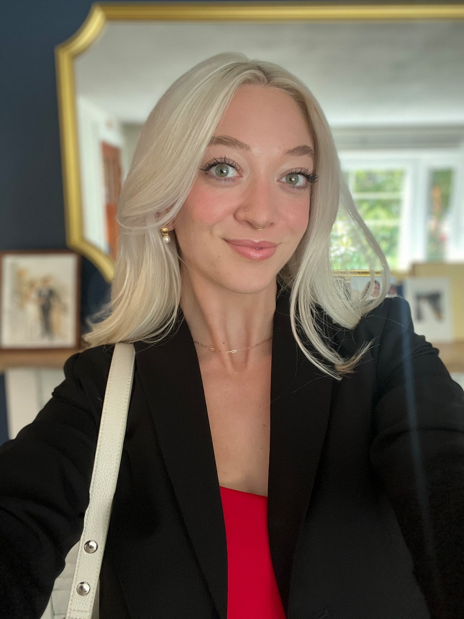 Business casual outfit! Love pairing a blazer with jeans and a pop of color.