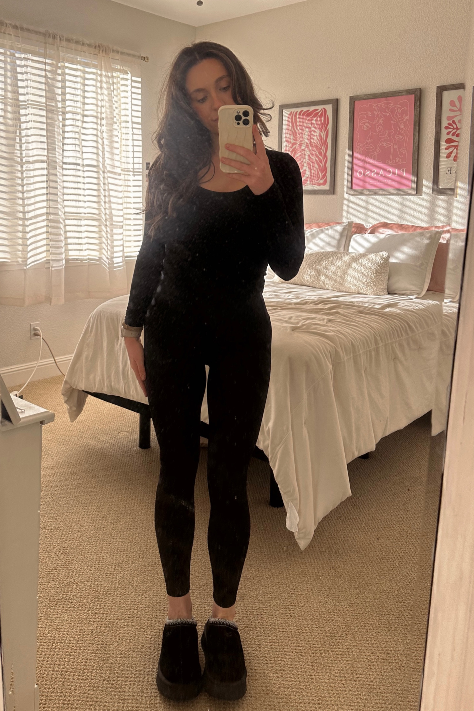 ALO is 30% off site-wide for Black Friday! Wearing a small legging & medium sports bra and top. I’m a size 6 in pants and 5’8! The airlift line is literally the best ever. 

#LTKHoliday #LTKCyberWeek #LTKGiftGuide