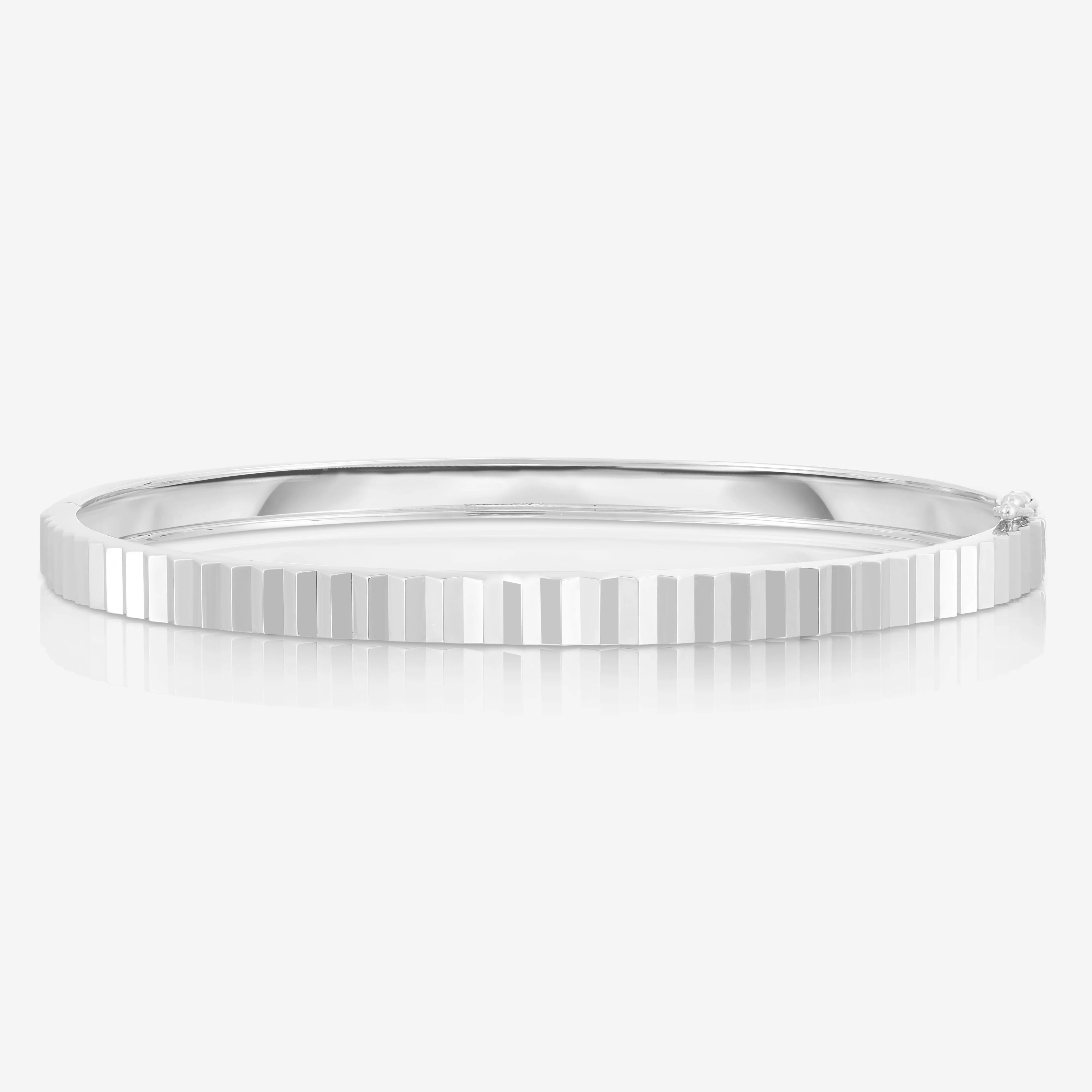 Fluted Gold Bangle | Ring Concierge