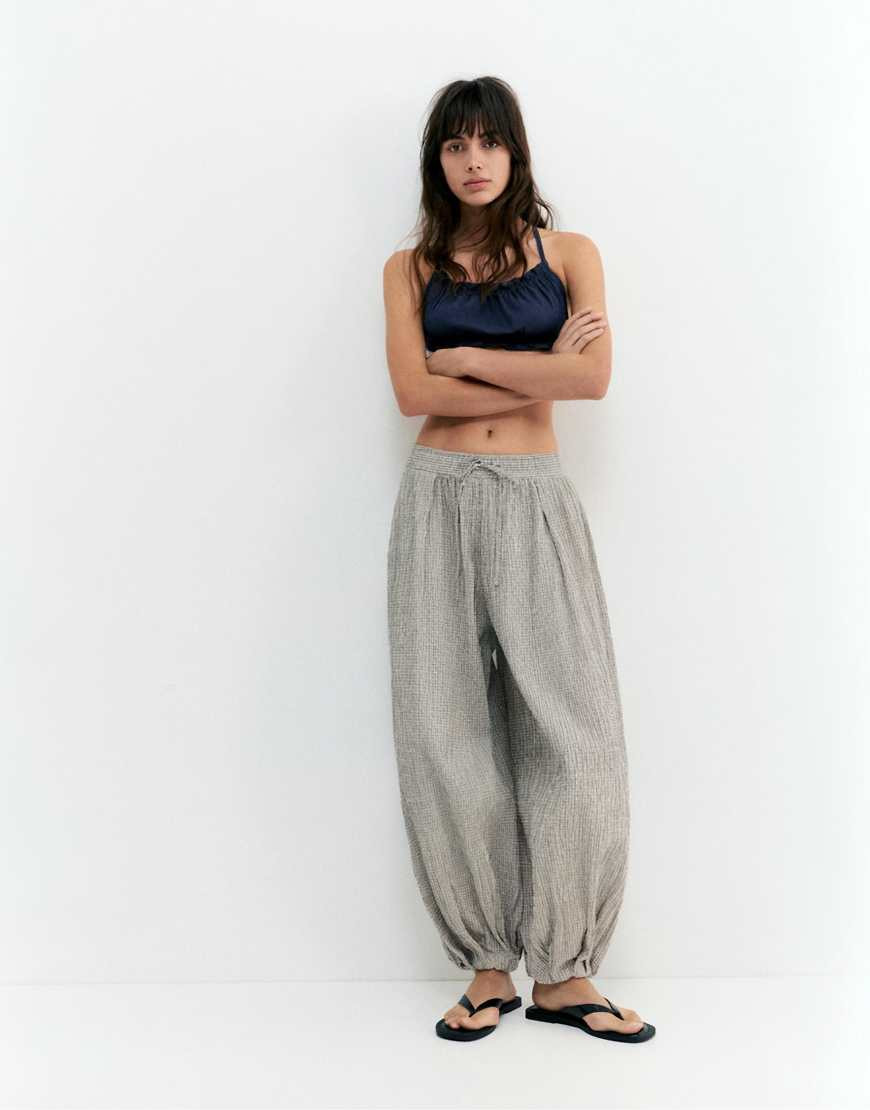 Pull&Bear Check sarouel trousers in ice-White | ASOS (Global)