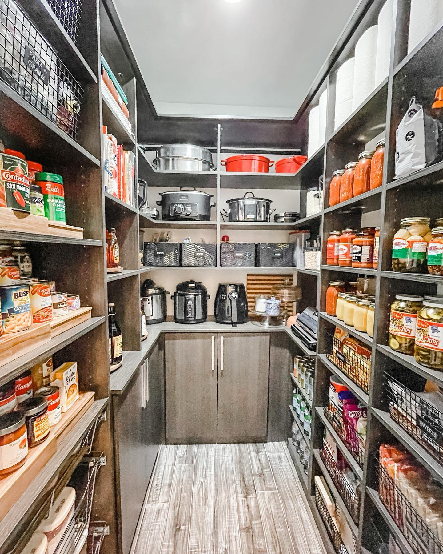 Pantry dreams do come true!!

While we always do our best to make client’s existing spaces work better, sometimes you need to call in the pros and just start fresh.

@compass_design looped us into this pantry project, and we in turn looped in @calclosets_erin to design a space that felt like a boutique grocery store. And after putting it all back together, we just want to know when we’ll be invited for dinner. 🍽