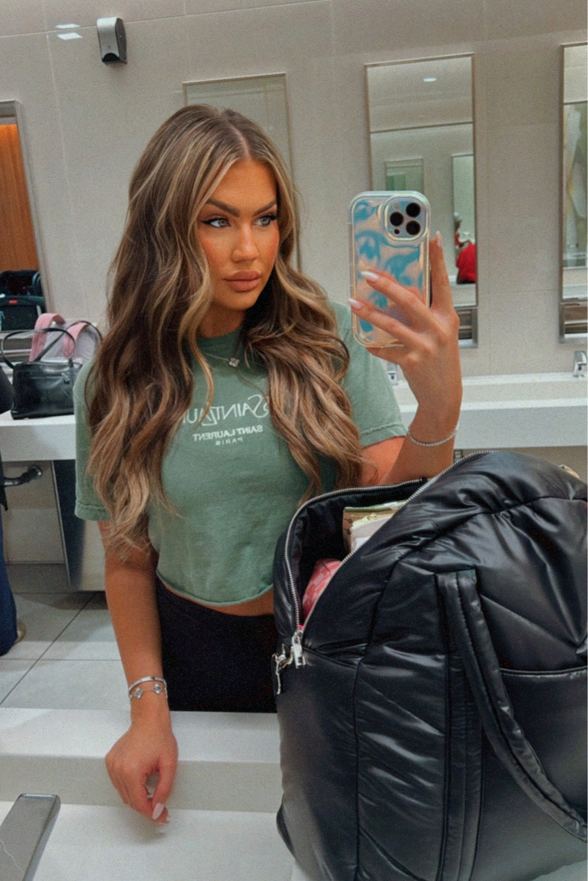 This bag fits everything!!! 🙌🏼

#LTKtravel