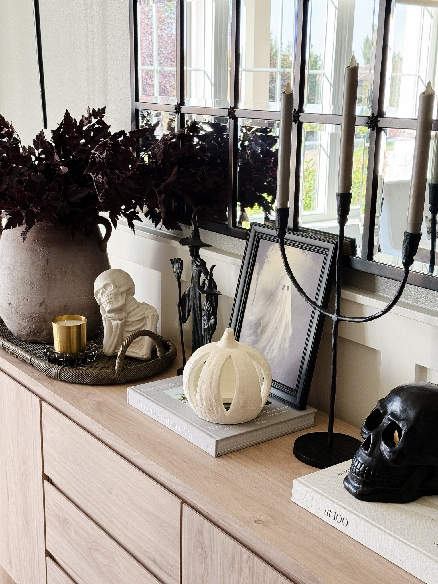 Halloween, but make it chic!  Decorated my console table with a few of my new Target finds!  Love how it came together.

#LTKHome #LTKSeasonal