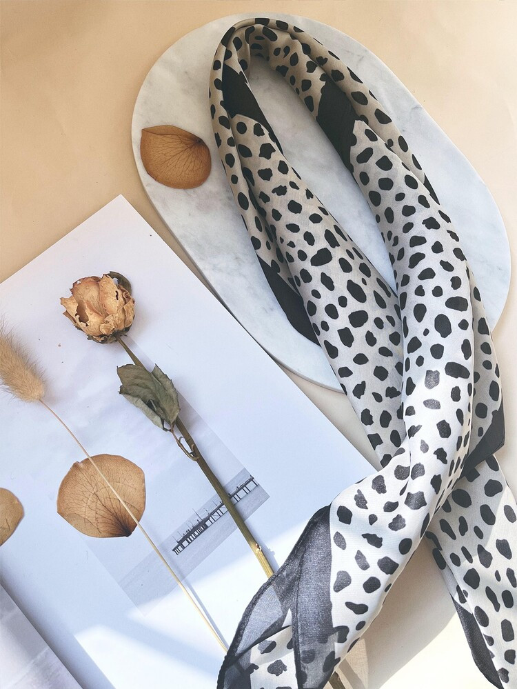 Dalmatian Print Bandana | SHEIN