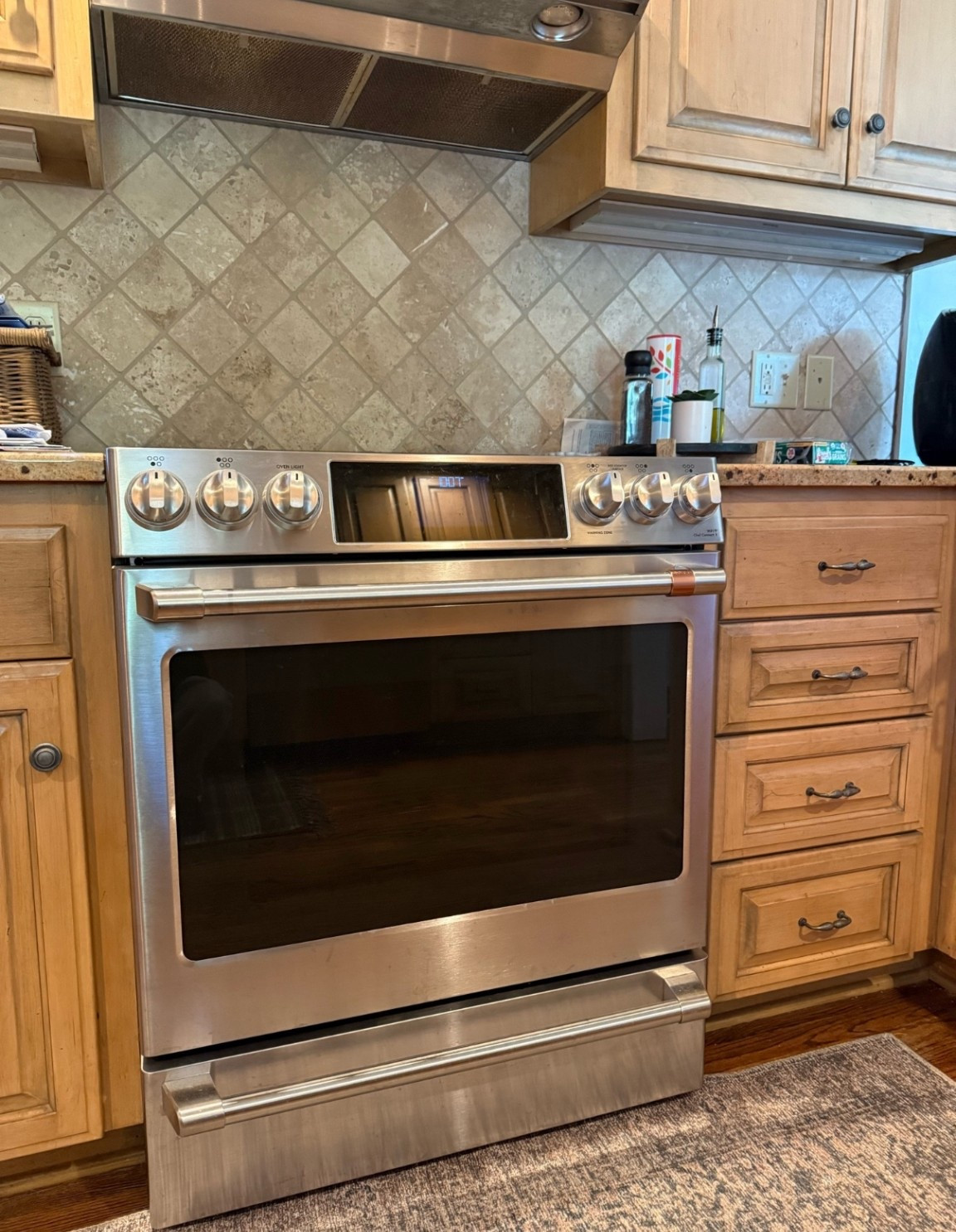 Stunning luxury look electric range by Cafe 

Cafe appliances on sale, luxury look with a more affordable price 

sale, major appliance, cafe range, cafe appliance, kitchen, kitchen makeover, kitchen redo, home decor, home, home renovation,, cyber Monday, cyber week, gift guide, gifts, luxury gift, best friend gift, mother in law gift, mother gift, gift, boots, gift guide, home decor, kitchen, kitchen items, appliances, home, appliances, appliance, sale, new home, new, build home, black, Friday, Christmas, Thanksgiving, kitchen, kitchen, renovation, new appliances, café appliances sale, decor, Christmas decor 

#LTKHome #LTKHoliday #LTKCyberWeek