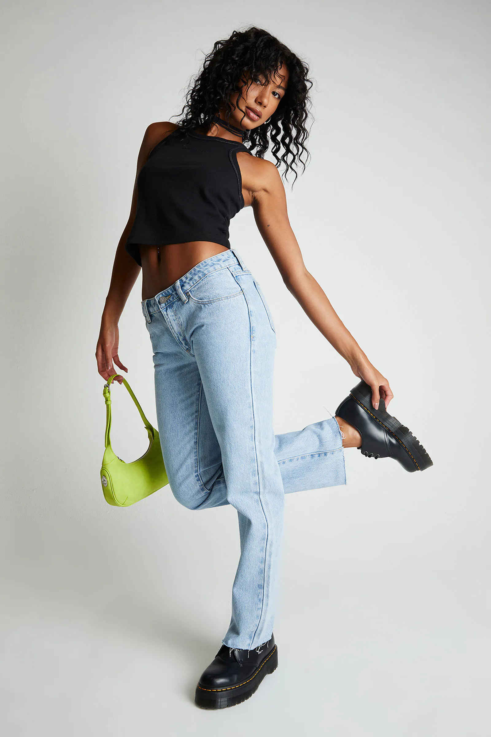 A 99 Low Straight Walk Away | Abrand Jeans APAC