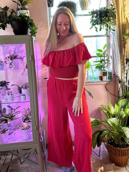 Vacation style! This two piece set from amazon is perfect for spring break! Comes in lots of colors too! 

#LTKfindsunder50 #LTKSeasonal #LTKstyletip