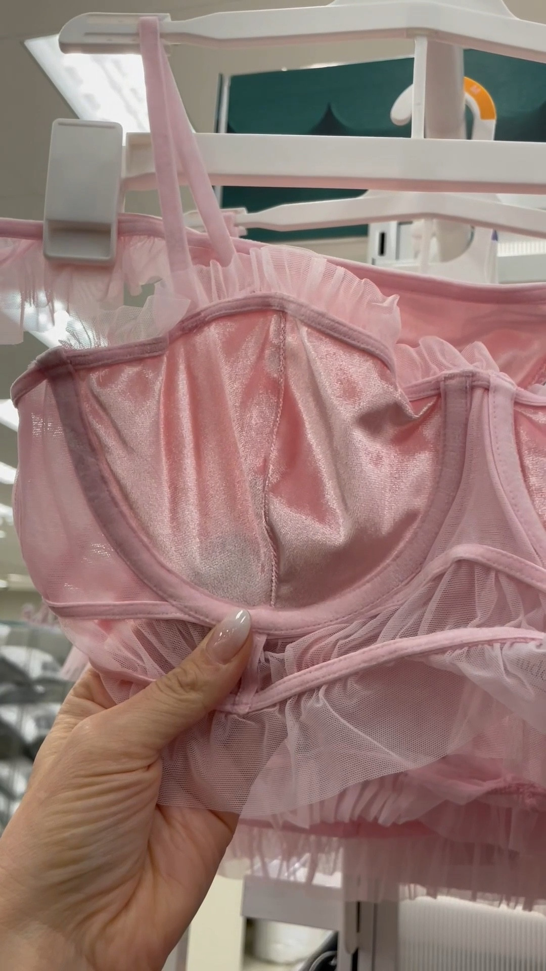 The details 🤌🏼✨

#LTKHoliday #LTKFindsUnder50 #LTKSeasonal