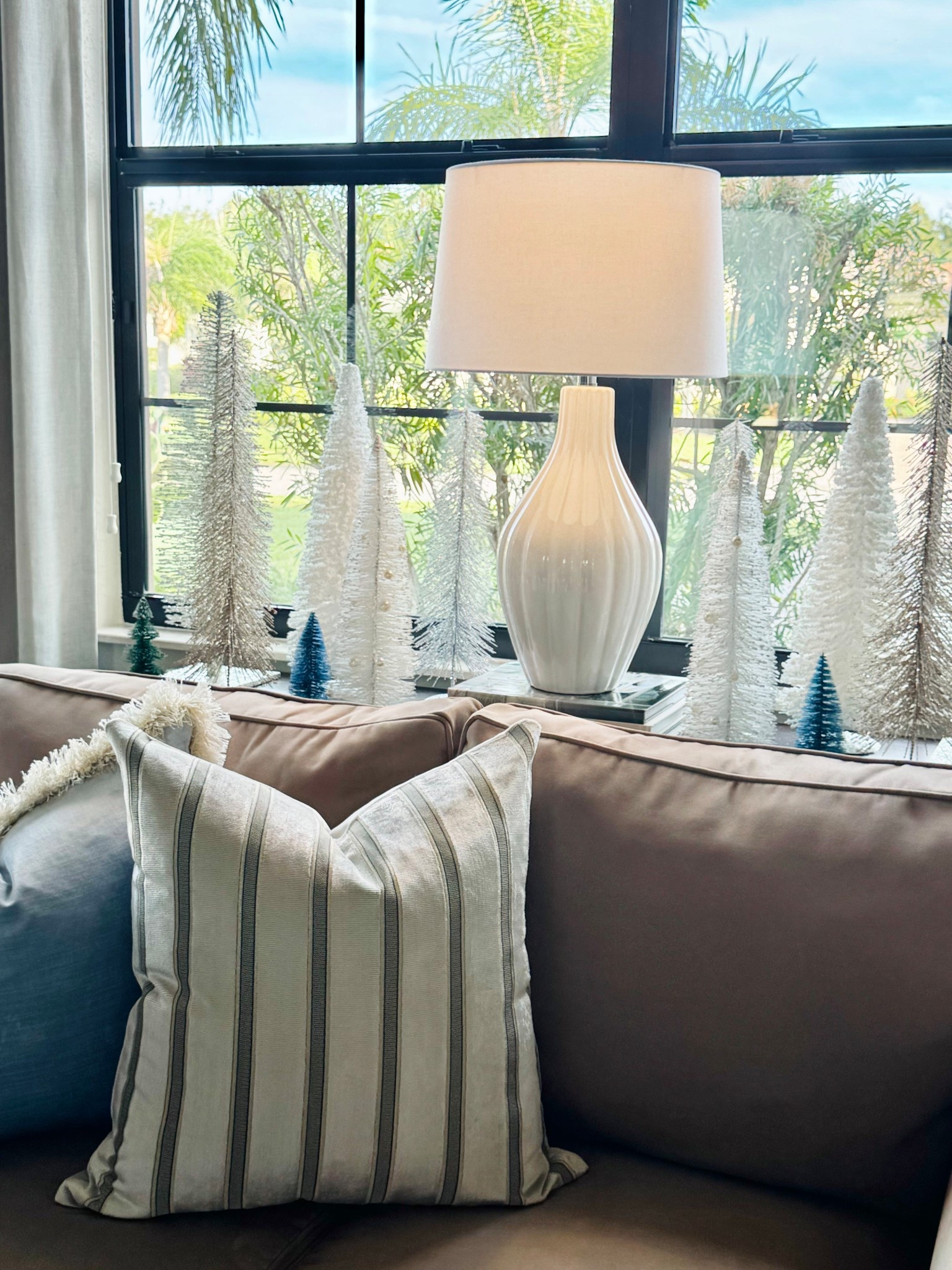 🙌🏼Gorgeous Throw Pillow Cover from Amazon! 

Christmas Decor | Holiday Decor | Throw Pillow Covers | Amazon Home #FoundItOnAmazon #AmazonFinds

#LTKStyleTip #LTKHoliday #LTKHome