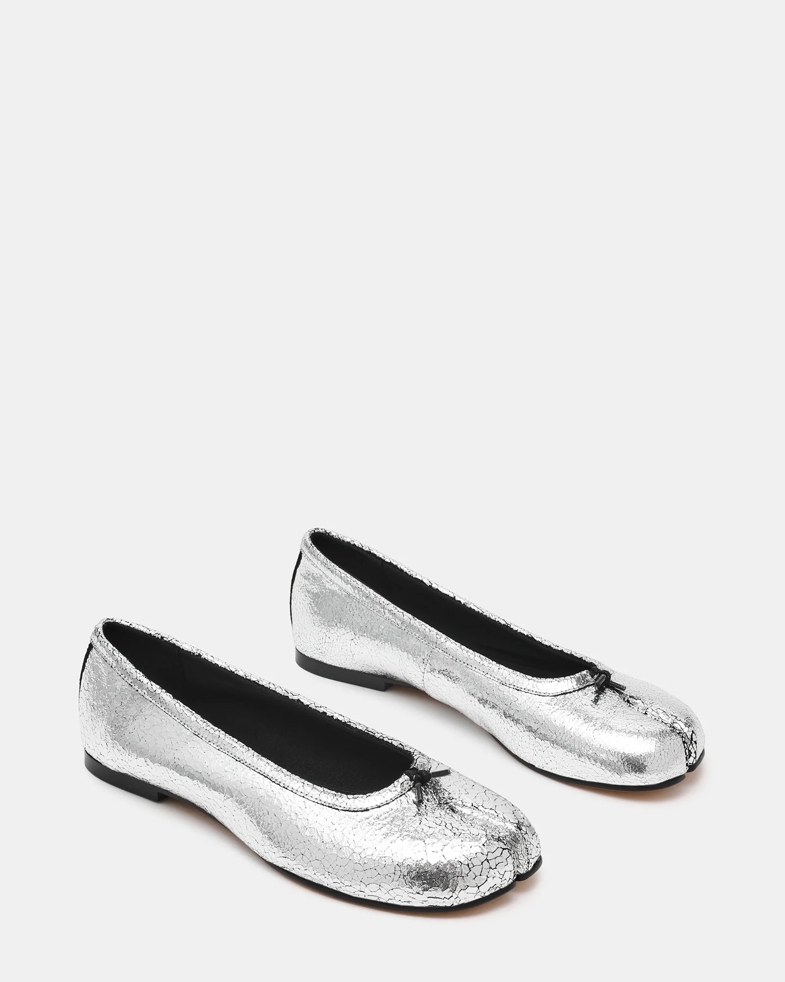 Steve Madden Women's Calico Ballet Flats - Silver Crinkle - Size 5.5 - Leather | Steve Madden (US)