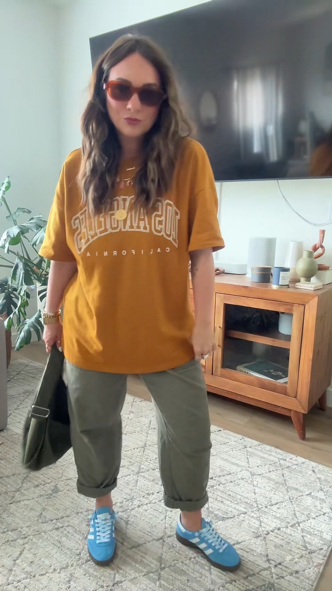 Effortless and cool mixing colors I don’t typically mix and I love it! 

#LTKStyleTip #LTKSummerEdit #LTKMidsize