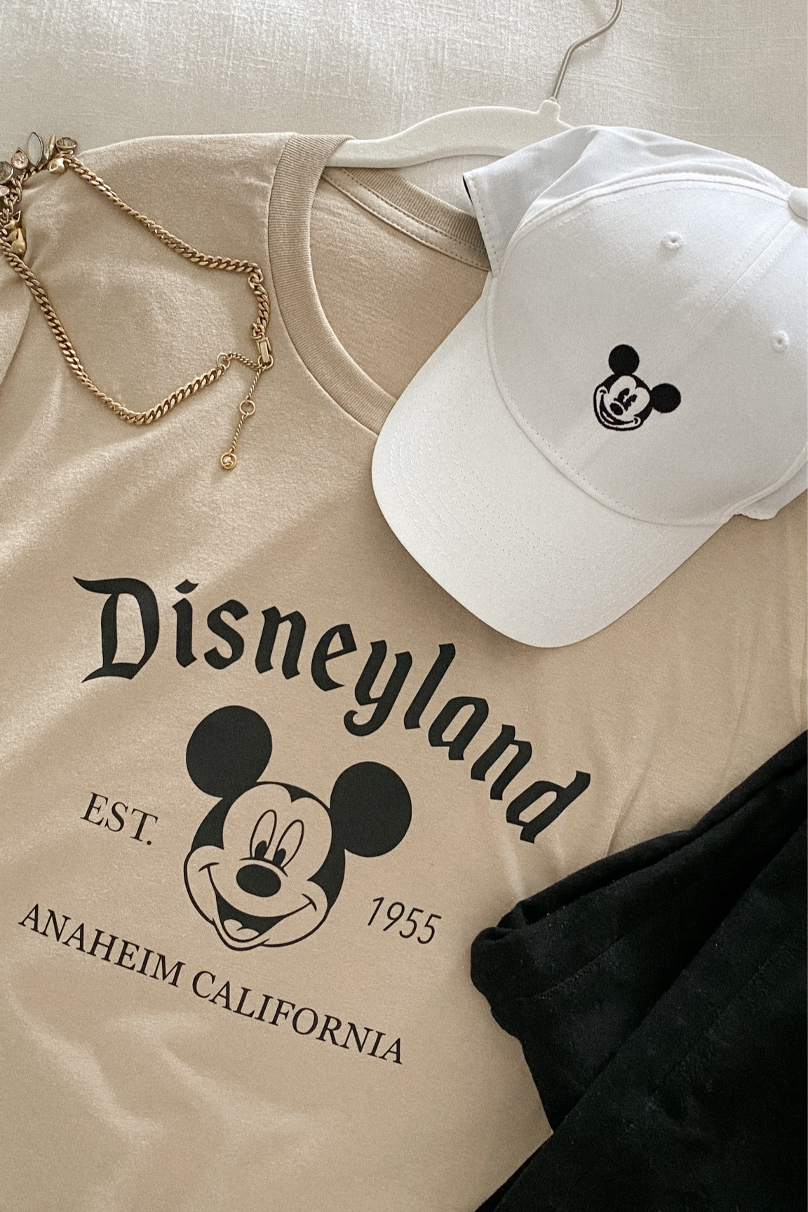 Cool mom at Disneyland 
The perfect comfy and cute outfit for a day at the park 

#LTKFindsUnder100 #LTKStyleTip #LTKFindsUnder50