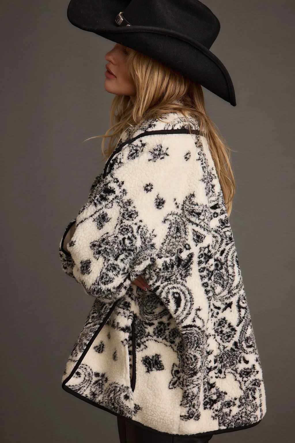 Coyote Printed Sherpa Jacket | 12th Tribe | 12th Tribe