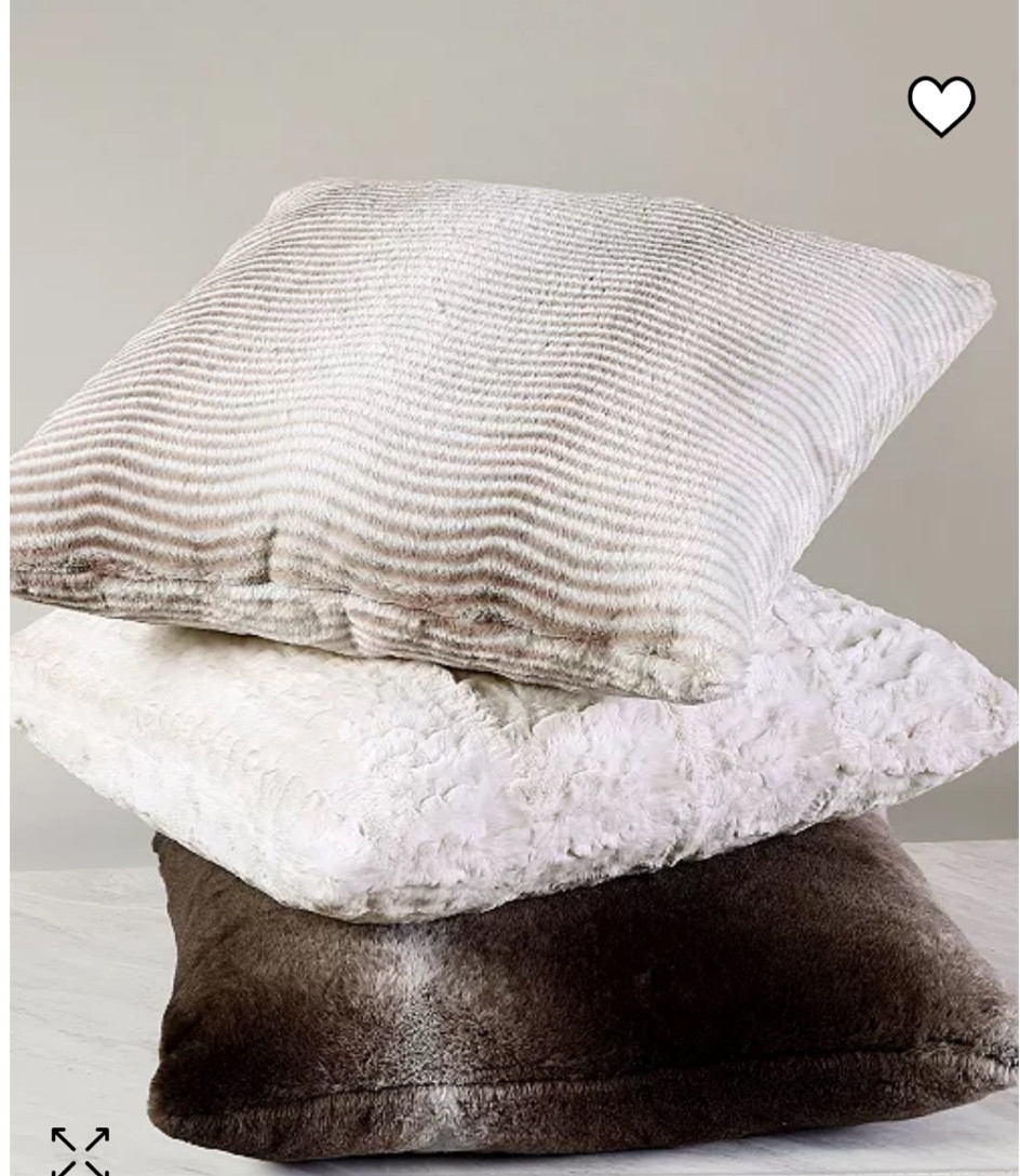 Beautiful Faux fur throw pillows

#LTKhome #LTKSale #LTKFind