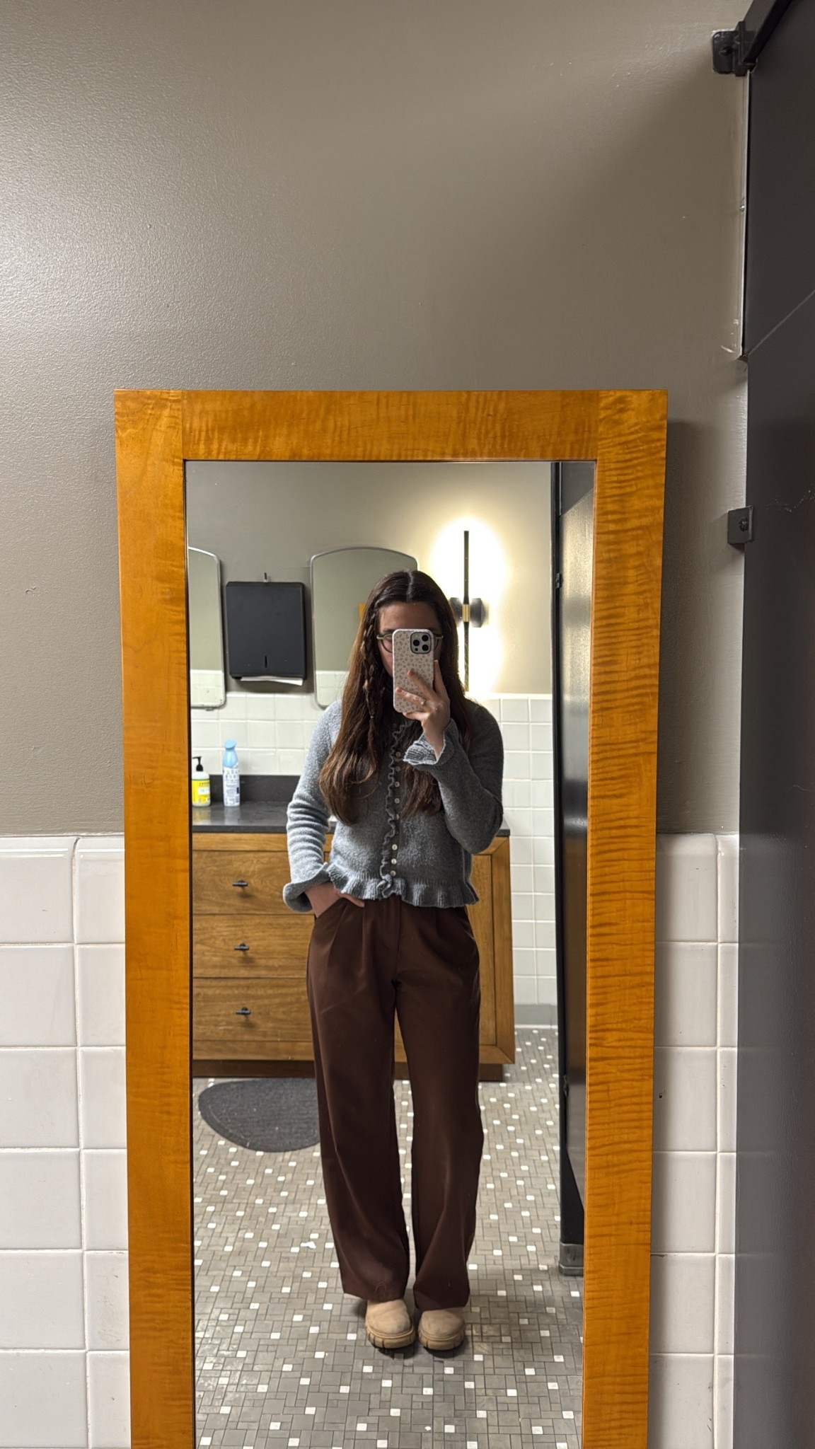 comfy corporate outfits 💼

#LTKFindsUnder50 #LTKHoliday #LTKSeasonal