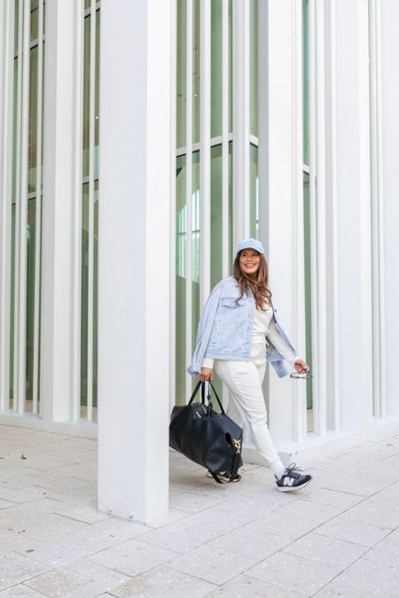 Great travel outfit, so comfortable! Love this leather travel tote! 

Airport outfit
Spring outfit
Travel outfit
Casual outfitt

#LTKMidsize #LTKStyleTip #LTKTravel